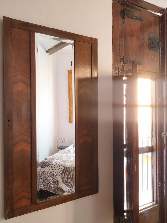 Bonito Apartamento Con Encanto En Casco Antiguo Ron 7 Valenciayole Apartment Exterior photo